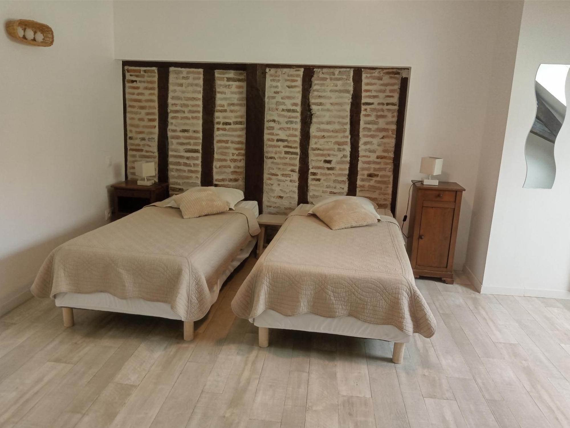 Bed and Breakfast Les Charmilles à Saint-Jean-de-Losne Extérieur photo
