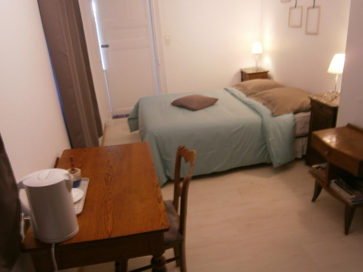 Bed and Breakfast Les Charmilles à Saint-Jean-de-Losne Extérieur photo